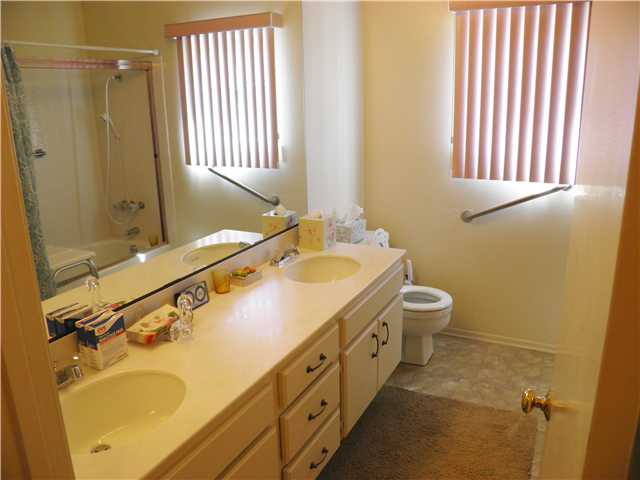 1356 Knoll Dr, Oceanside, CA 92054 photo 16