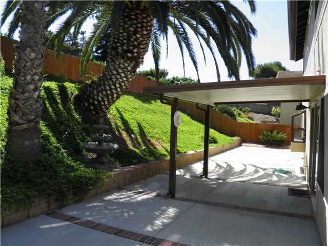 1356 Knoll Dr, Oceanside, CA 92054 photo 6