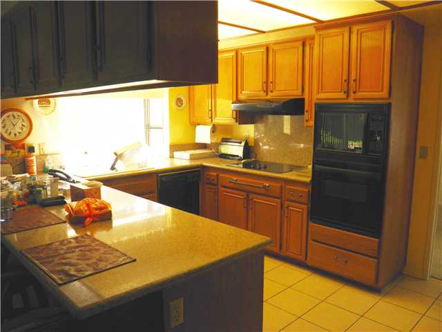 1356 Knoll Dr, Oceanside, CA 92054 photo 4