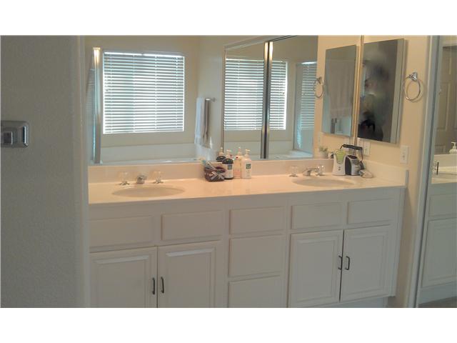 397 Spring Canyon Way, Oceanside, CA 92057 photo 9