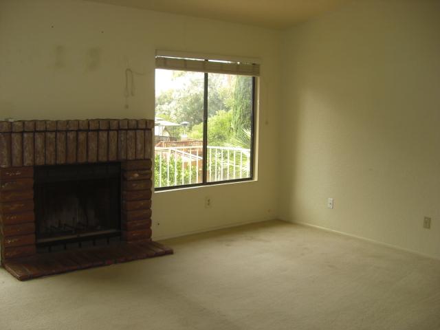 1663 Madrone Gln, Escondido, CA 92027 photo 4
