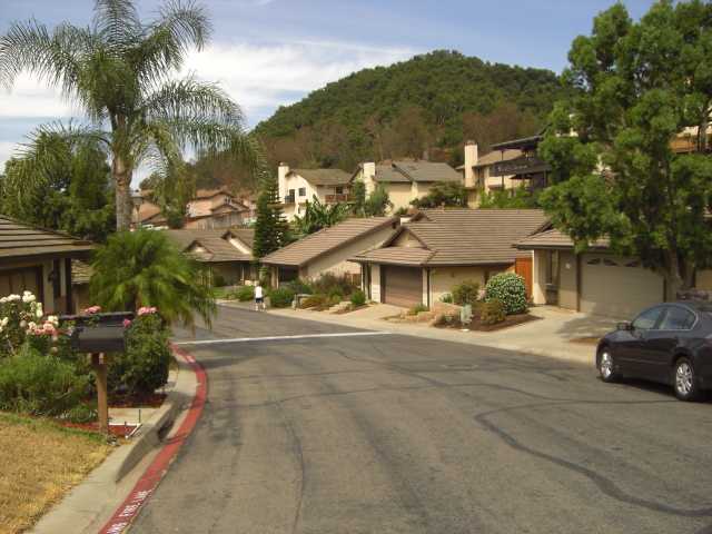 1663 Madrone Gln, Escondido, CA 92027 photo 25