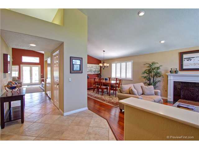 13977 Saddlewood Dr, Poway, CA 92064 photo 2