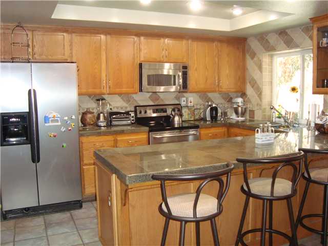 10008 Trenchard St, Santee, CA 92071 photo 2