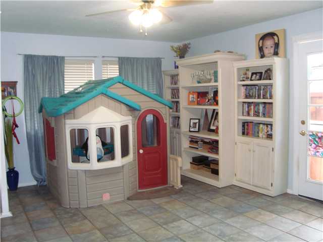 10008 Trenchard St, Santee, CA 92071 photo 6