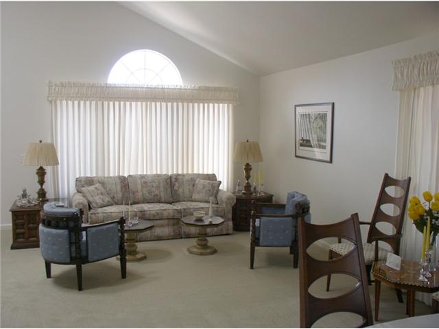 576 Pacesetter St, Oceanside, CA 92057 photo 5