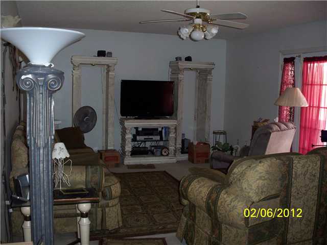 1693 Smoketree Dr, El Centro, CA 92243 photo 7