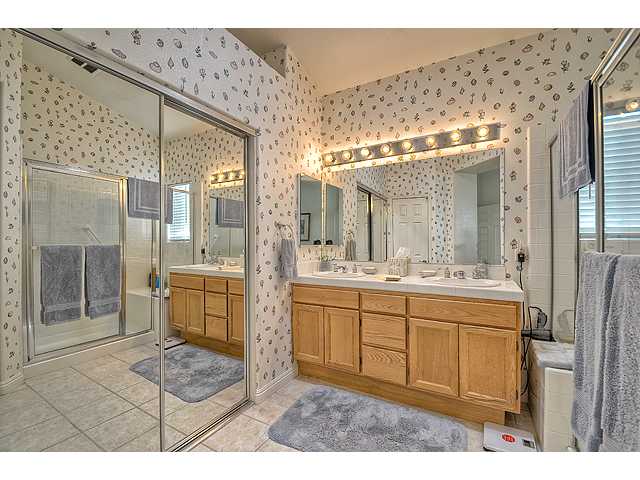 6031 Dassia Way, Oceanside, CA 92056 photo 9