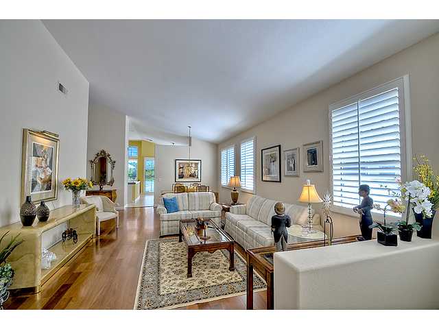 6031 Dassia Way, Oceanside, CA 92056 photo 2