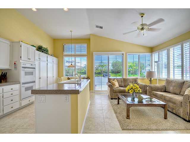 6031 Dassia Way, Oceanside, CA 92056 photo 4