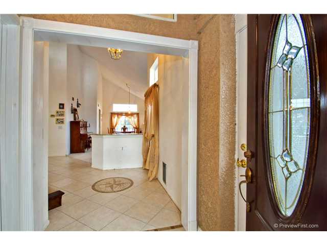 408 Debra Ann Dr, Fallbrook, CA 92028 photo 2