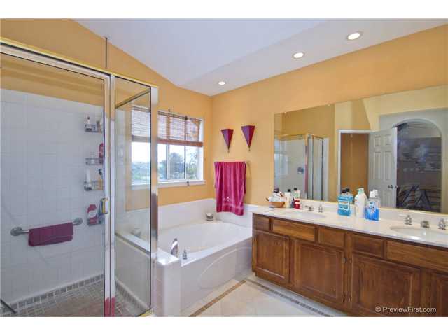 408 Debra Ann Dr, Fallbrook, CA 92028 photo 17