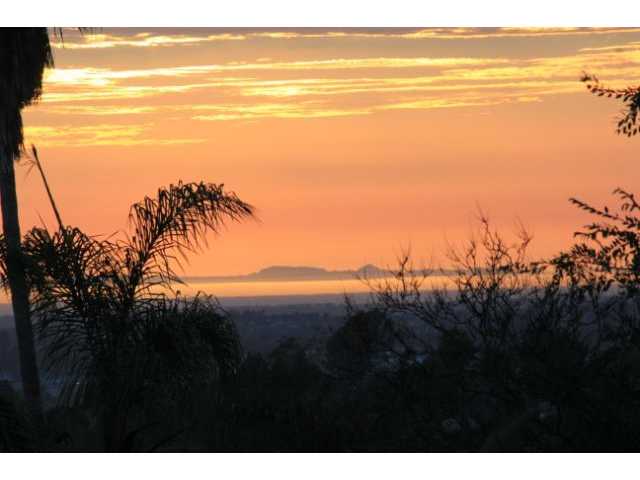 2192 Foothill Dr, Vista, CA 92084 photo 18