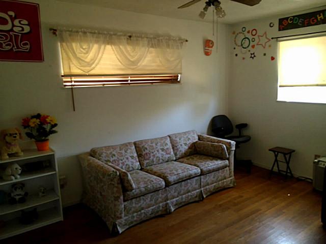 834 Safford Ave, Spring Valley, CA 91977 photo 4