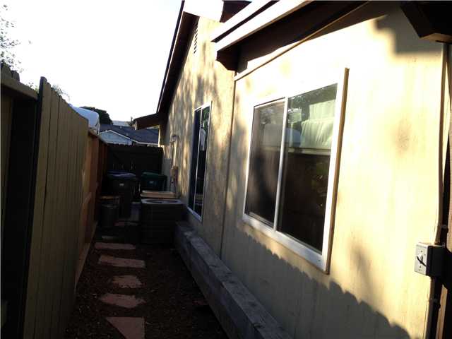 10661 Holborn Ct, Santee, CA 92071 photo 9