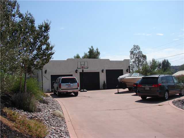 10925 Broken Wheel Rd, Lakeside, CA 92040 photo 4