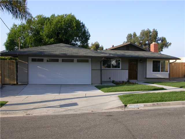 2438 Sarbonne Dr, Oceanside, CA 92054 photo 1