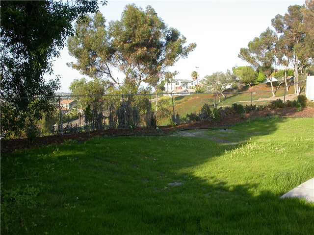 2438 Sarbonne Dr, Oceanside, CA 92054 photo 5
