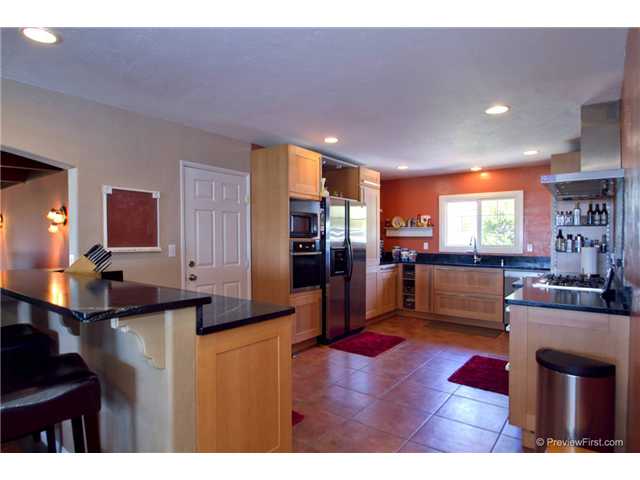 4294 Avon Dr, La Mesa, CA 91941 photo 9