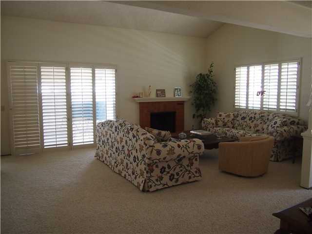4296 Zenith Ln, Oceanside, CA 92056 photo 2