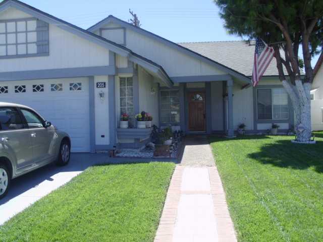 205 Whirlaway St, Perris, CA 92571 photo 2