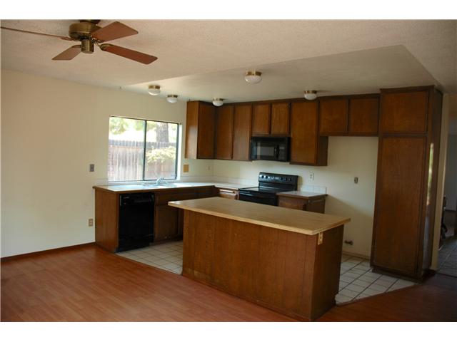 2105 Pleasant Grove Rd, Encinitas, CA 92024 photo 2
