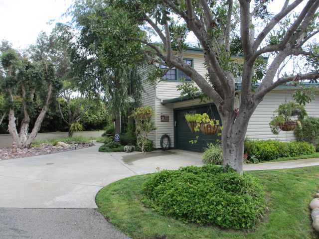 2250 Summit Dr, Escondido, CA 92025 photo 1