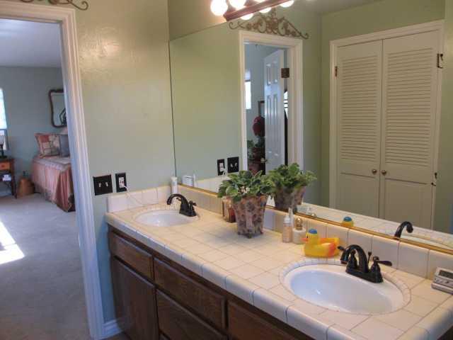 2250 Summit Dr, Escondido, CA 92025 photo 24