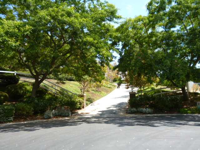 1998 Tracy Ct, Fallbrook, CA 92028 photo 4