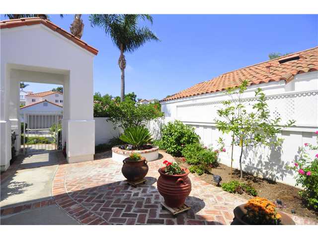 4145 Pindar Way, Oceanside, CA 92056 photo 2