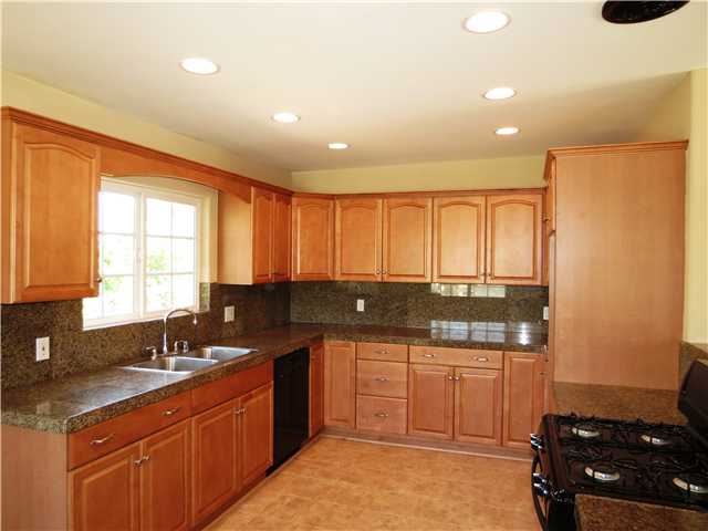 435 Felicita Ave, Spring Valley, CA 91977 photo 8