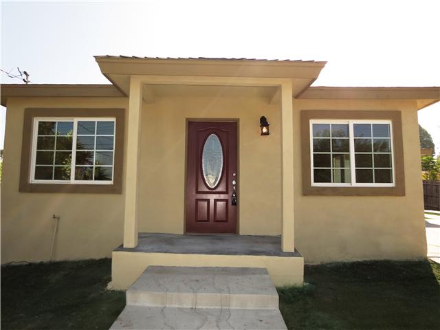 435 Felicita Ave, Spring Valley, CA 91977 photo 2