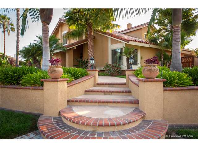 7911 Roble Pl, Carlsbad, CA 92009 photo 2