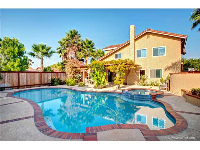 7911 Roble Pl, Carlsbad, CA 92009 photo 13