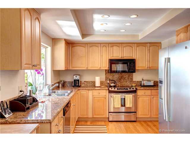 7911 Roble Pl, Carlsbad, CA 92009 photo 6