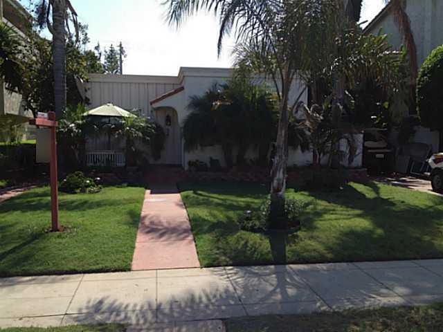 827 E Ave, Coronado, CA 92118 photo 1