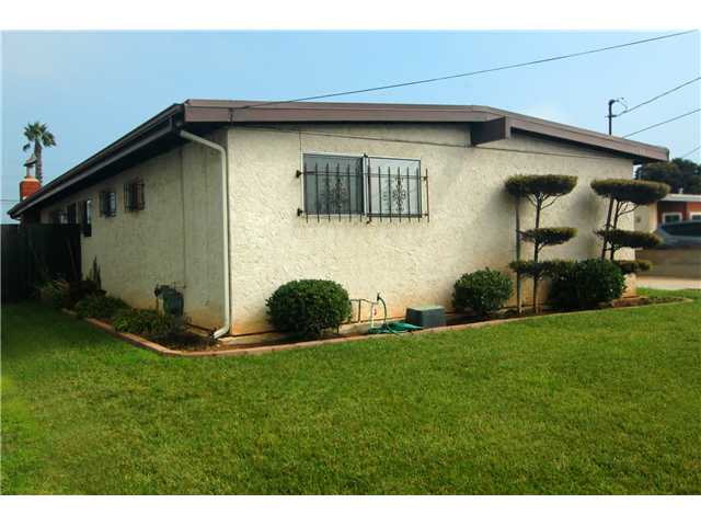 708 Oneonta Ave, Imperial Beach, CA 91932 photo 2