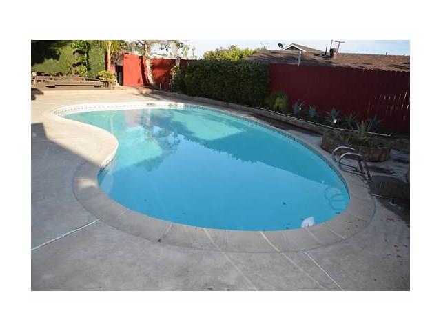 490 E J St, Chula Vista, CA 91910 photo 2