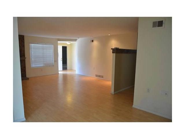 490 E J St, Chula Vista, CA 91910 photo 5