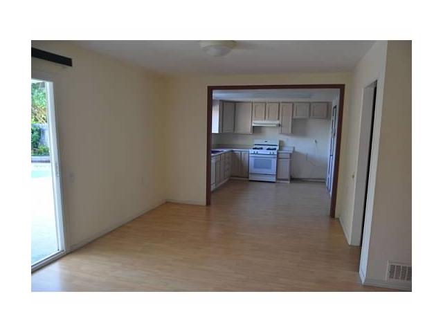 490 E J St, Chula Vista, CA 91910 photo 3