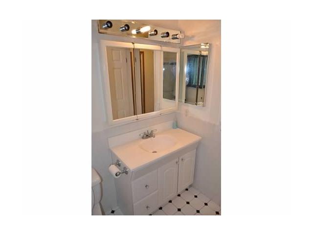490 E J St, Chula Vista, CA 91910 photo 8