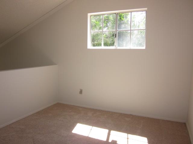 310 Riverview Way, Oceanside, CA 92057 photo 8