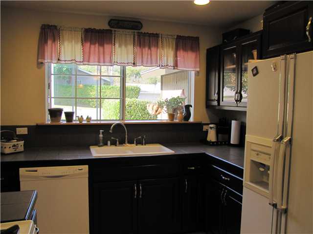 2444 Sarbonne Dr, Oceanside, CA 92054 photo 6