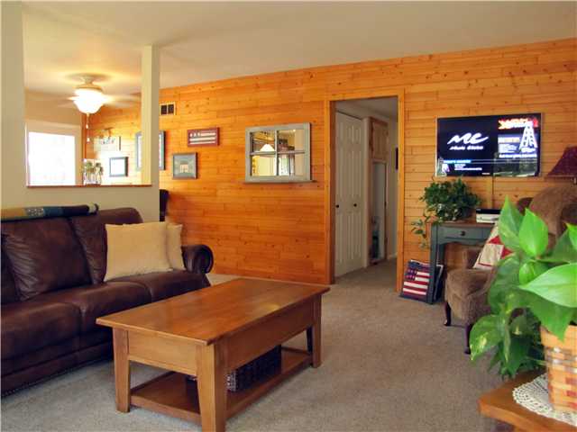 2444 Sarbonne Dr, Oceanside, CA 92054 photo 3