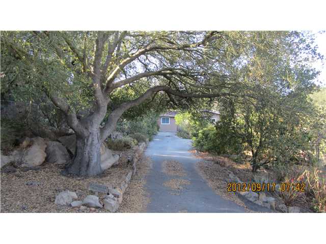 950 Rainbow Crest Rd, Fallbrook, CA 92028 photo 2