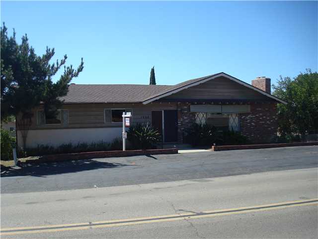 1925 S Juniper St, Escondido, CA 92025 photo 1
