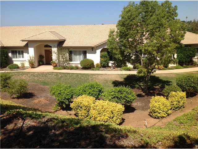 2233 Sundance Rd, Fallbrook, CA 92028 photo 1