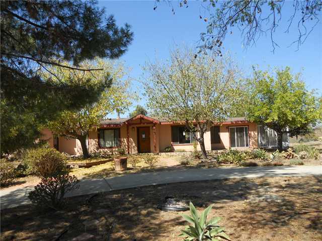 1551 Cedar St, Ramona, CA 92065 photo 1