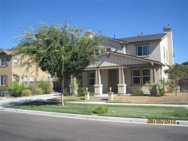 465 Eureka Dr, Escondido, CA 92027 photo 1