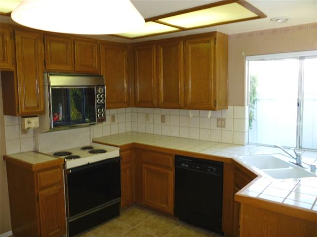 4064 Aeolia Way, Oceanside, CA 92056 photo 8